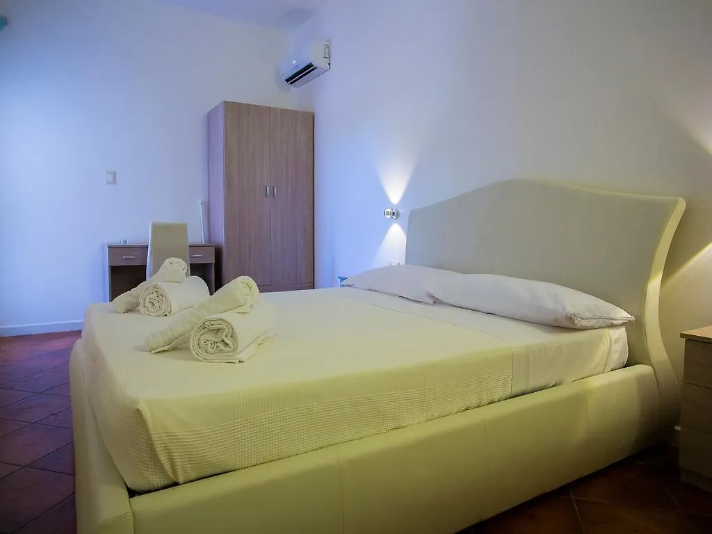 Casa Dei Carrubi Guest House Portopalo Di Capo Passero