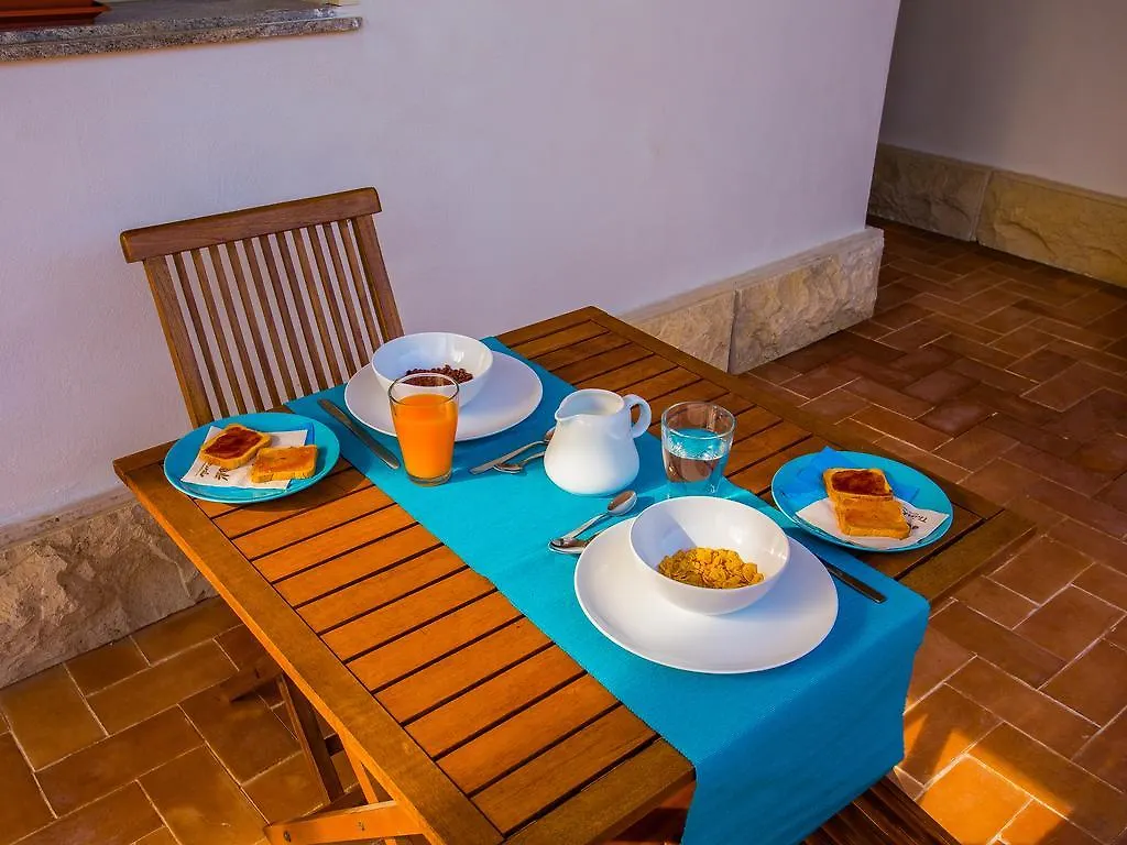 Casa Dei Carrubi Guest House Portopalo Di Capo Passero