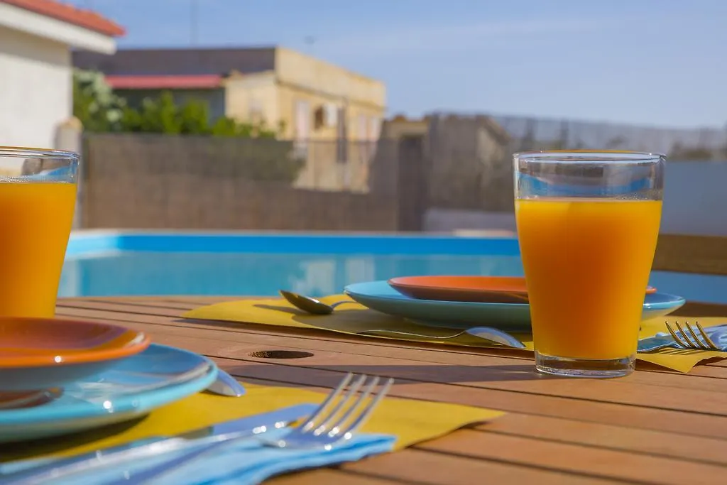 Casa Dei Carrubi Guest House Portopalo Di Capo Passero