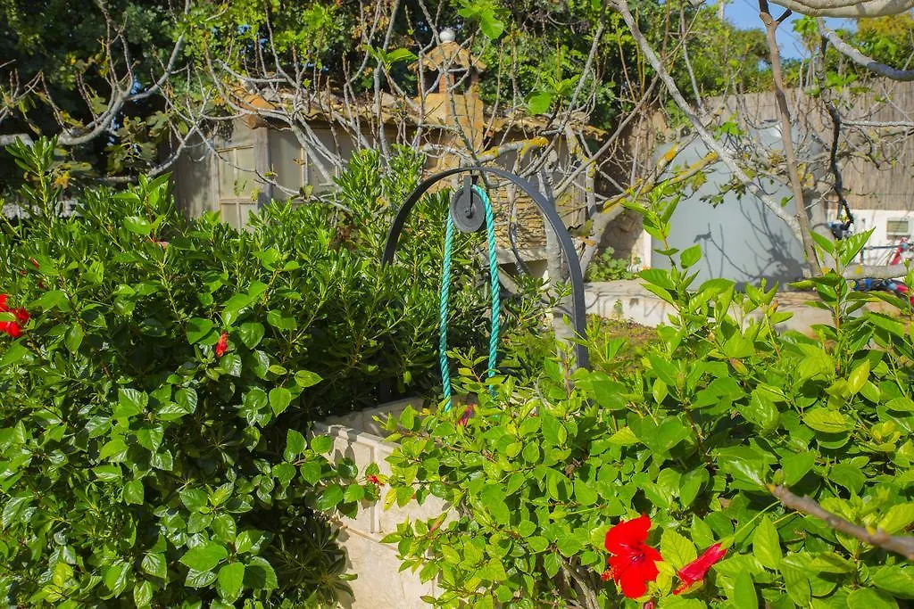 Casa Dei Carrubi Guest House Portopalo Di Capo Passero